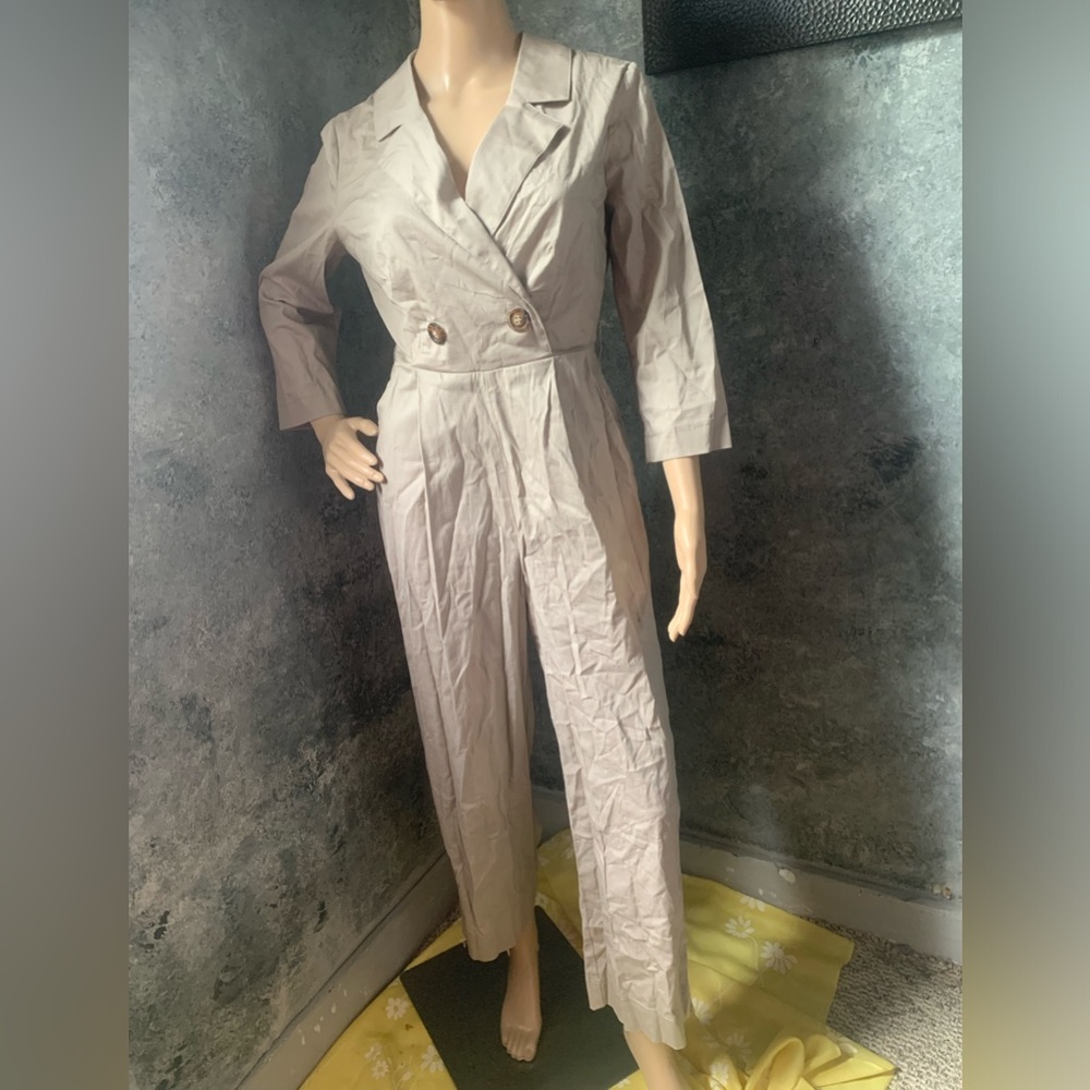 Tailored Double-Breasted Beige Jumpsuit EUC looks great on!!! sz Small